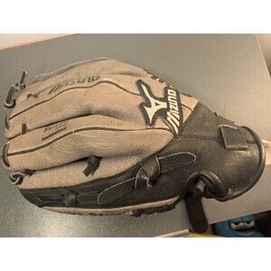 Mizuno M Youth Baseball Glove. 10.5” MX 1050P SureFit Foam Power Close Left Hand